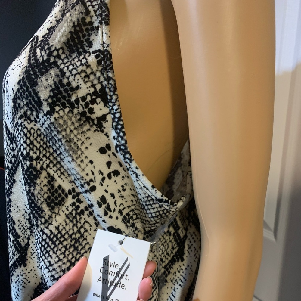 Vibe Snake-Skin Patterned Dress - Picture 4 of 7
